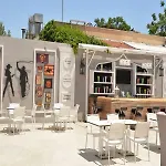 El Paso Hotel Side