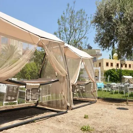 Отель El Paso 4*